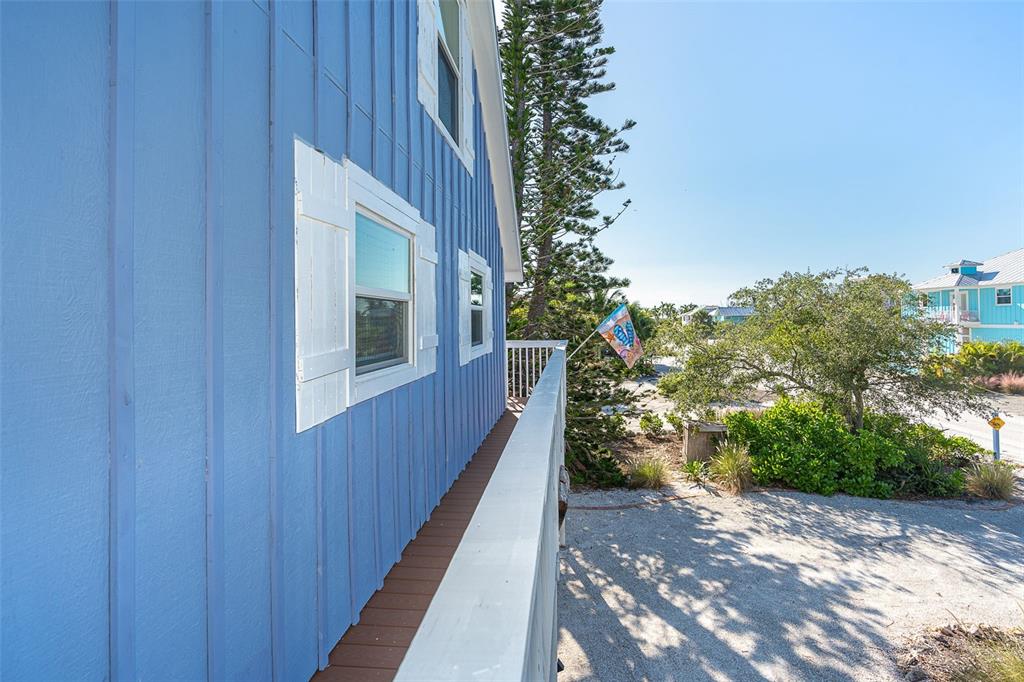 210 BOCILLA DRIVE, PLACIDA, FL — photo 4 of 30