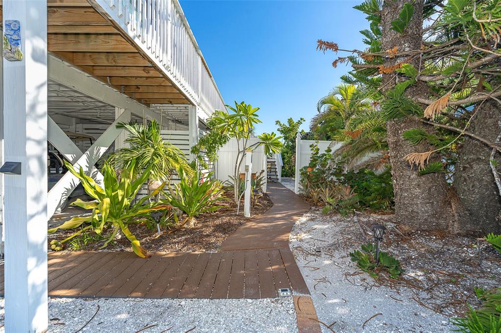 210 BOCILLA DRIVE, PLACIDA, FL — photo 5 of 30