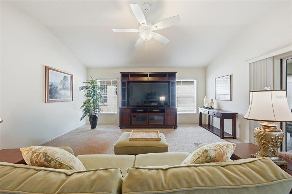 2266 BACHMAN PATH, THE VILLAGES, FL — photo 2 of 30