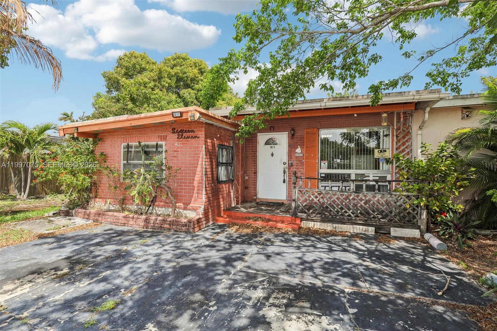1611 NE 42nd Ct, Pompano Beach FL 33064
