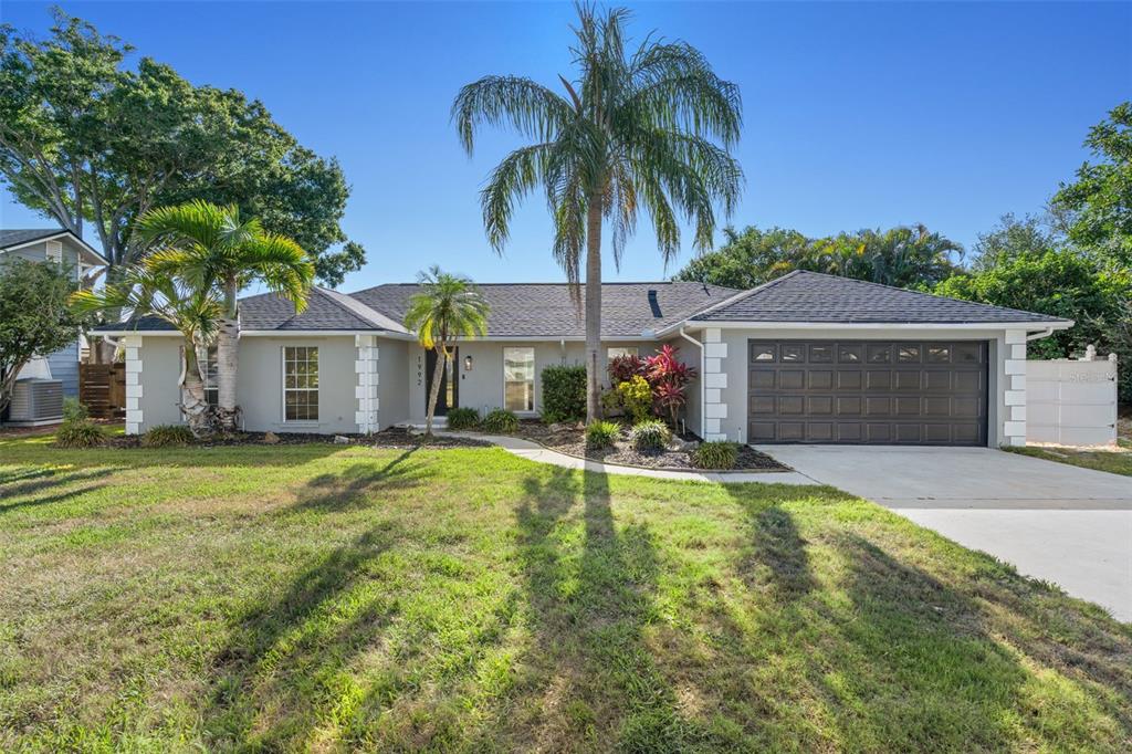 1992 ARVIS CIRCLE E, CLEARWATER, FL — photo 4 of 30