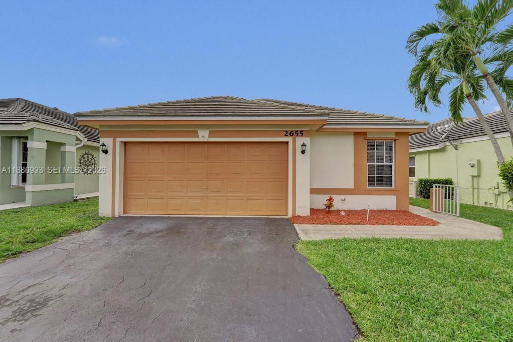 2655 Arborwood Rd, Davie FL 33328