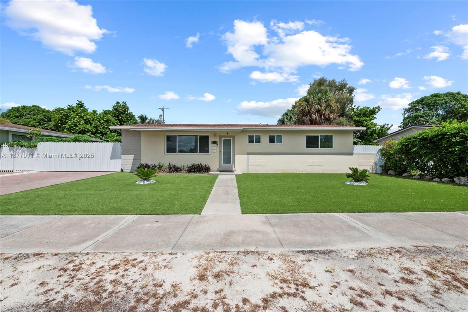 2345 NW 182nd Ter, Miami Gardens FL 33056