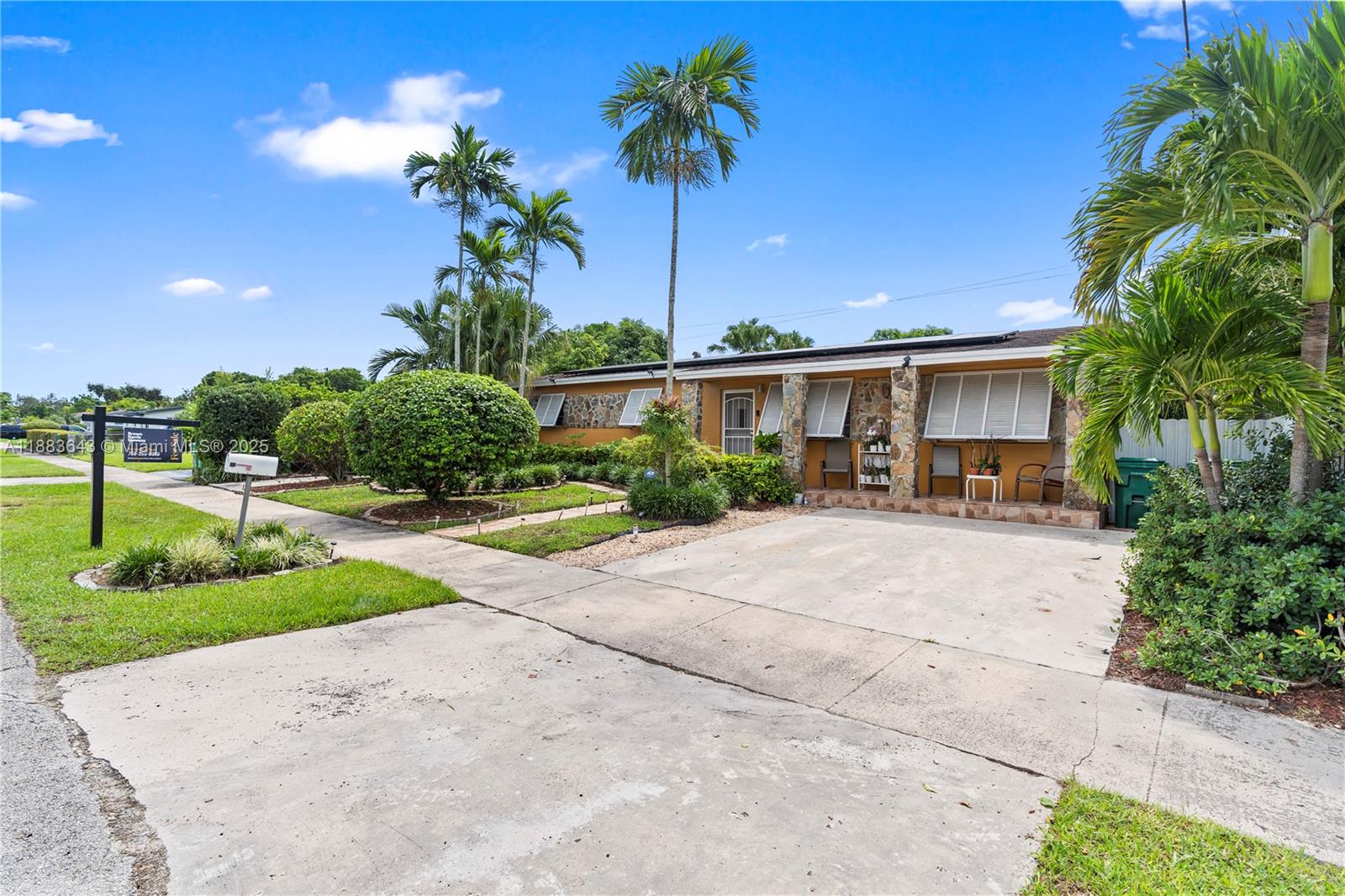 11610 SW 142nd St, Miami FL 33176