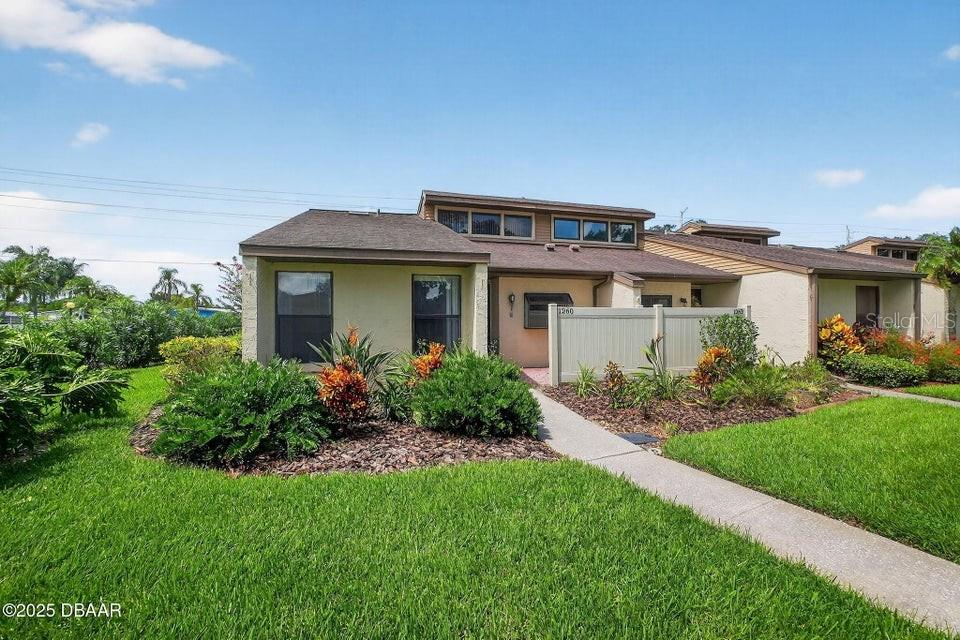1260 CHARTER OAKS CIRCLE