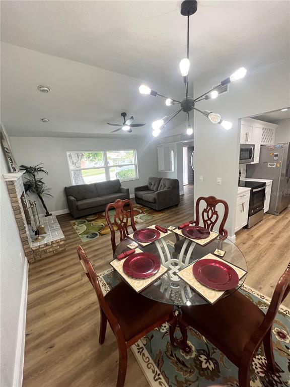 12195 71ST WAY, LARGO, FL — photo 4 of 30