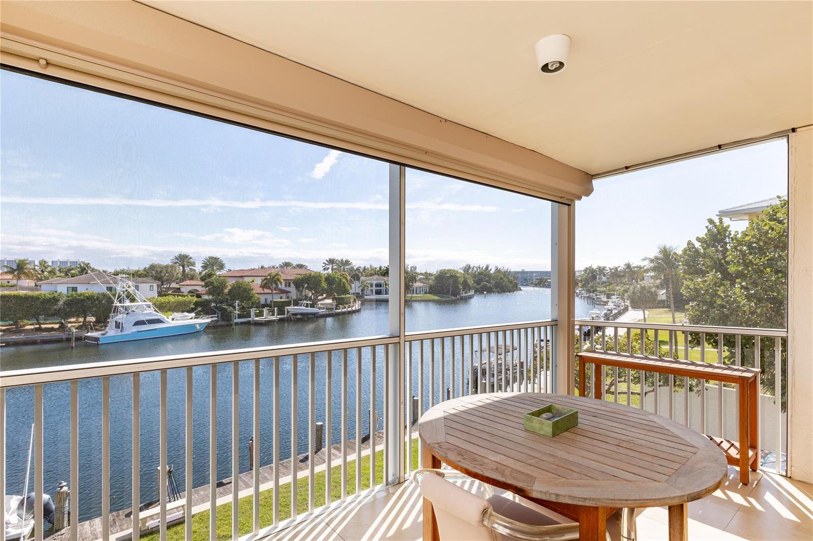 390 N Federal Highway # 301, Deerfield Beach FL 33441