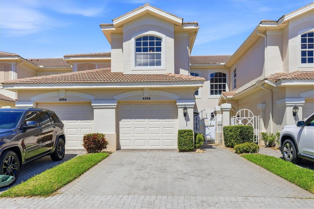4456 STREAMSIDE COURT UNIT 1605