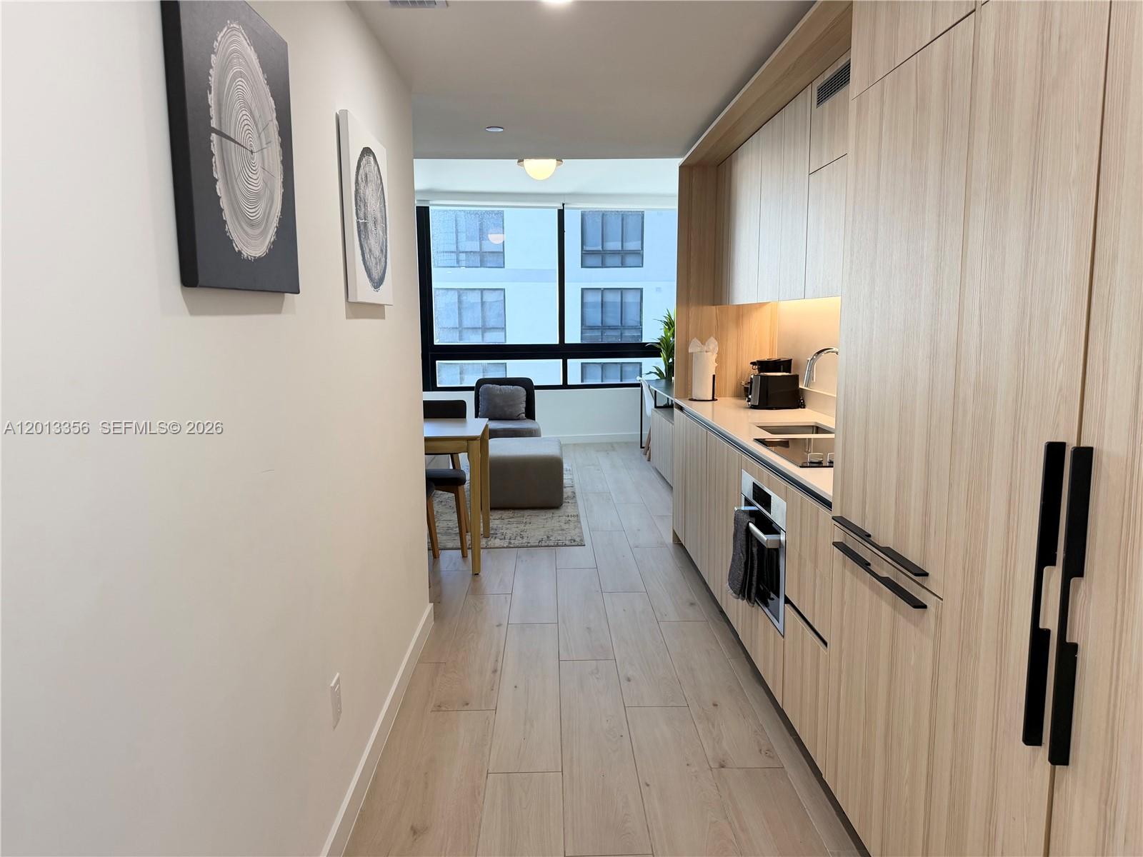 225 N Miami Ave # 1412, Miami FL 33128