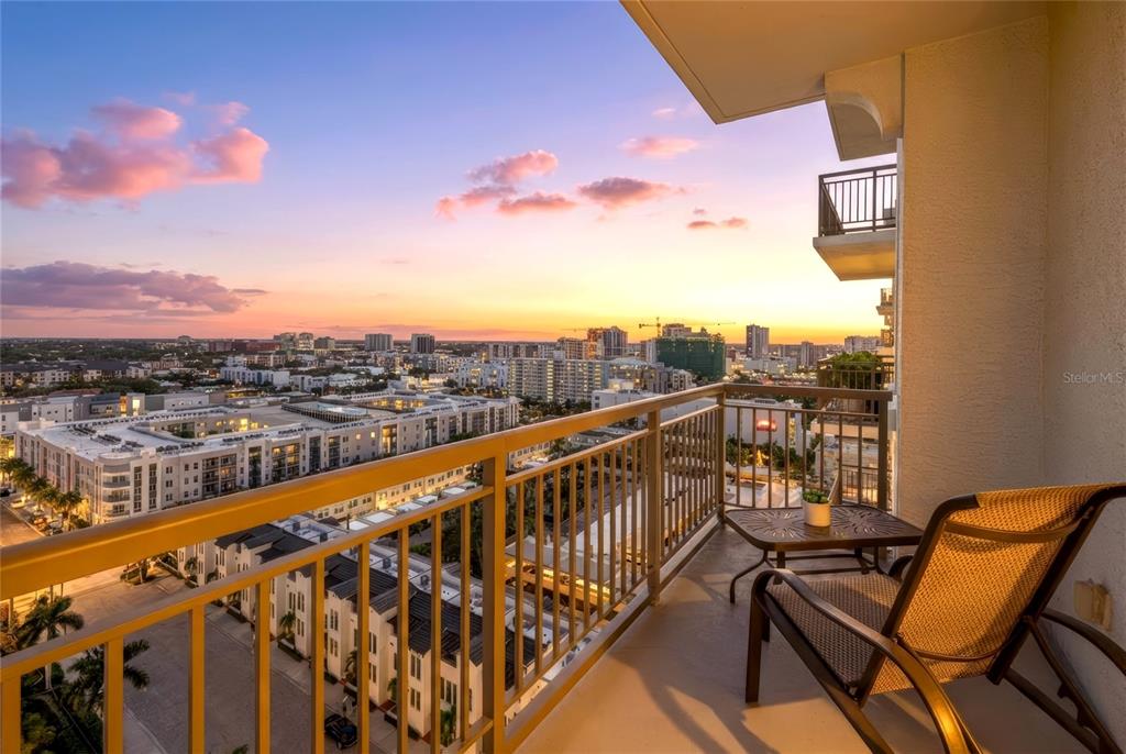 800 N TAMIAMI TRAIL UNIT 1512