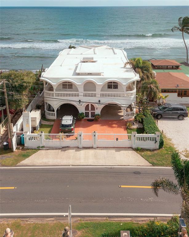 carr # 3 BEACH HOUSE GUARDARRAYA, PATILLAS, PR — photo 2 of 30
