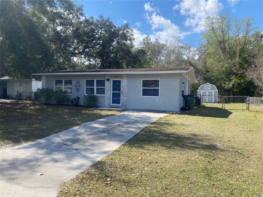 39656 MEADOWOOD LOOP, ZEPHYRHILLS, FL — photo 2 of 30