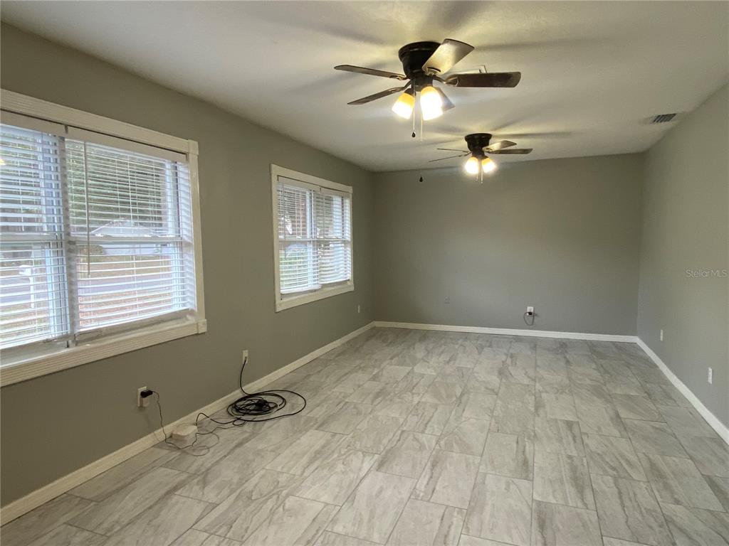 39656 MEADOWOOD LOOP, ZEPHYRHILLS, FL — photo 5 of 30