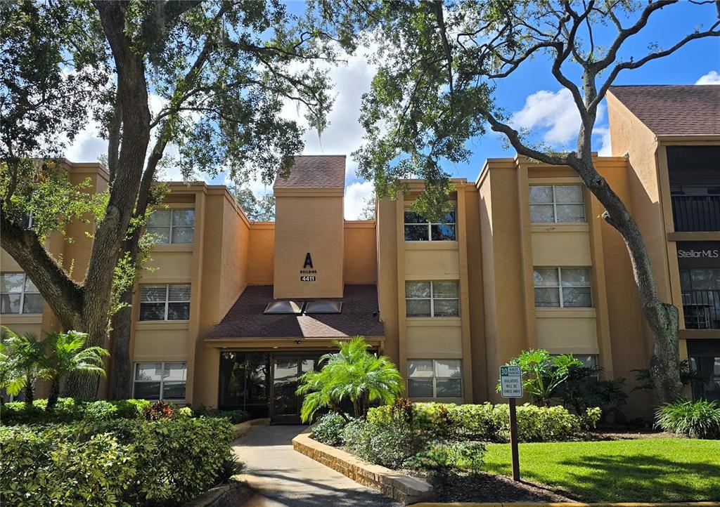 4411 SHADY TERRACE LANE UNIT 302