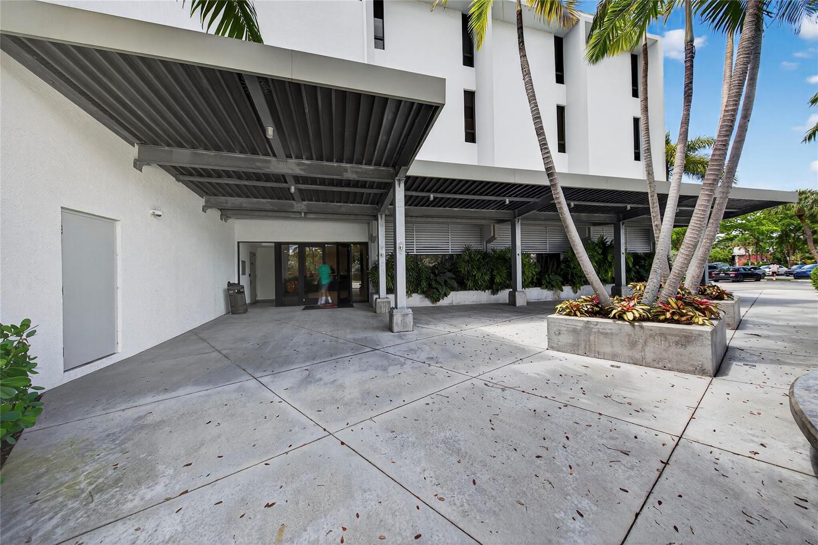 2101 N Andrews Avenue, Wilton Manors FL 33311