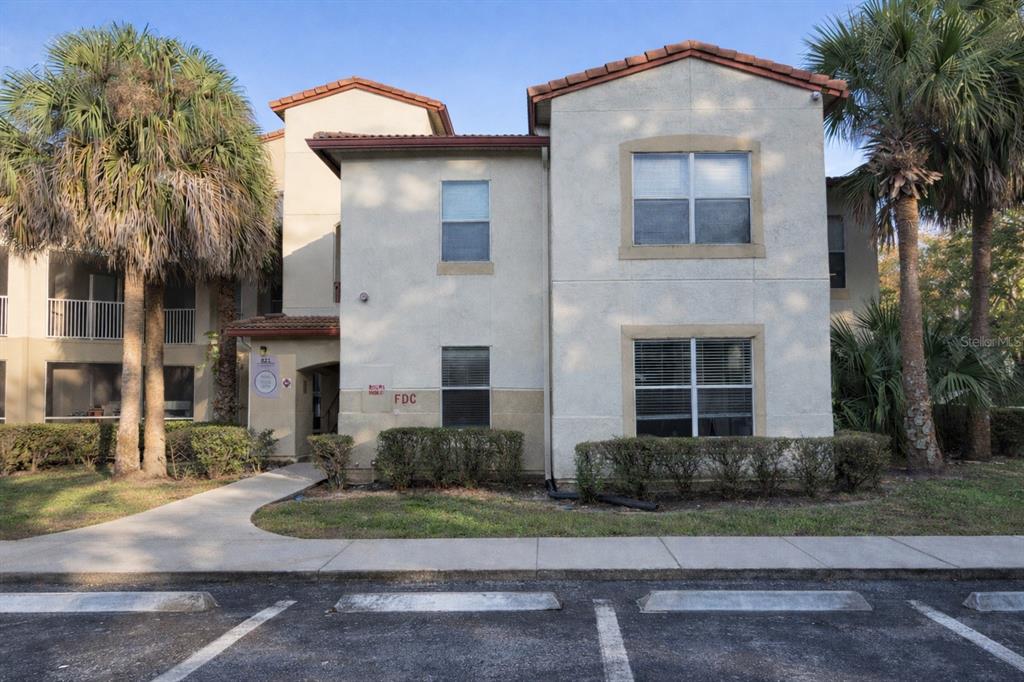 823 CAMARGO WAY UNIT 112