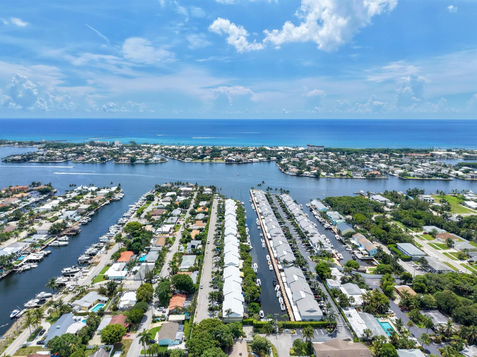 626 Mariners Way, Boynton Beach FL 33435