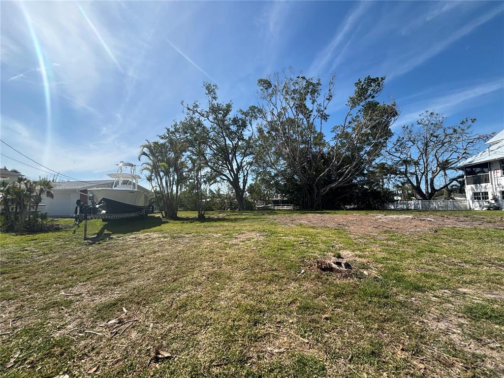 4417 DOLPHIN LANE, PALMETTO, FL — photo 2 of 8