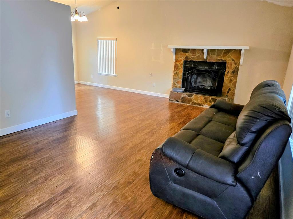 13581 SE 48TH COURT, SUMMERFIELD, FL — photo 2 of 30