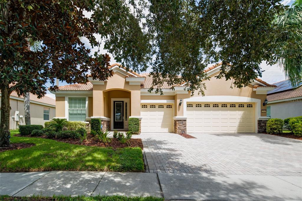 2767 MARIA ISABEL AVENUE