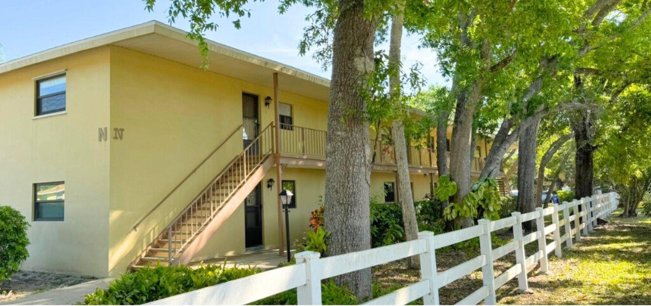 400 18th Street # 5, Vero Beach FL 32960