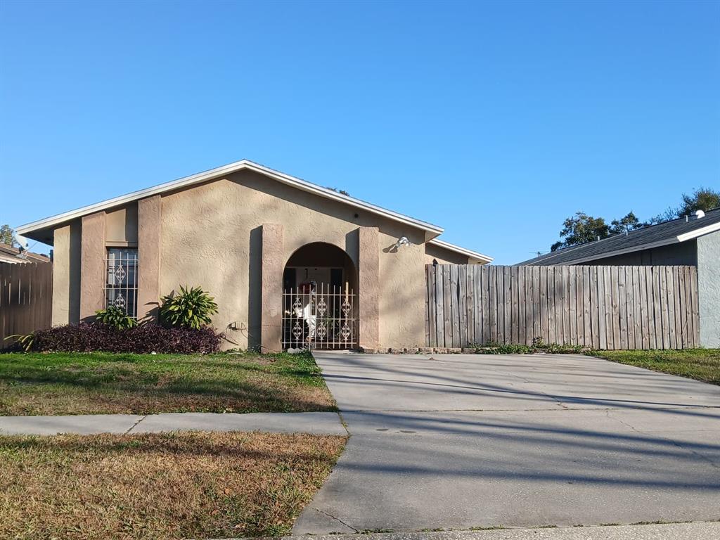 10703 CROWNGATE LANE