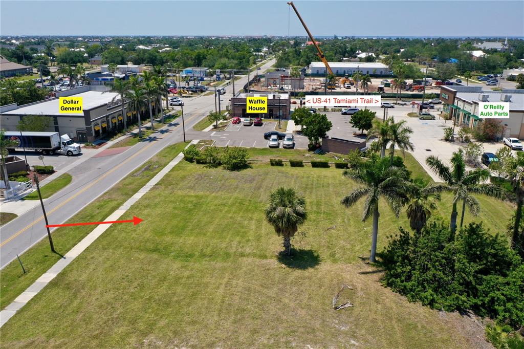 122 E MCKENZIE STREET, PUNTA GORDA, FL — photo 3 of 20