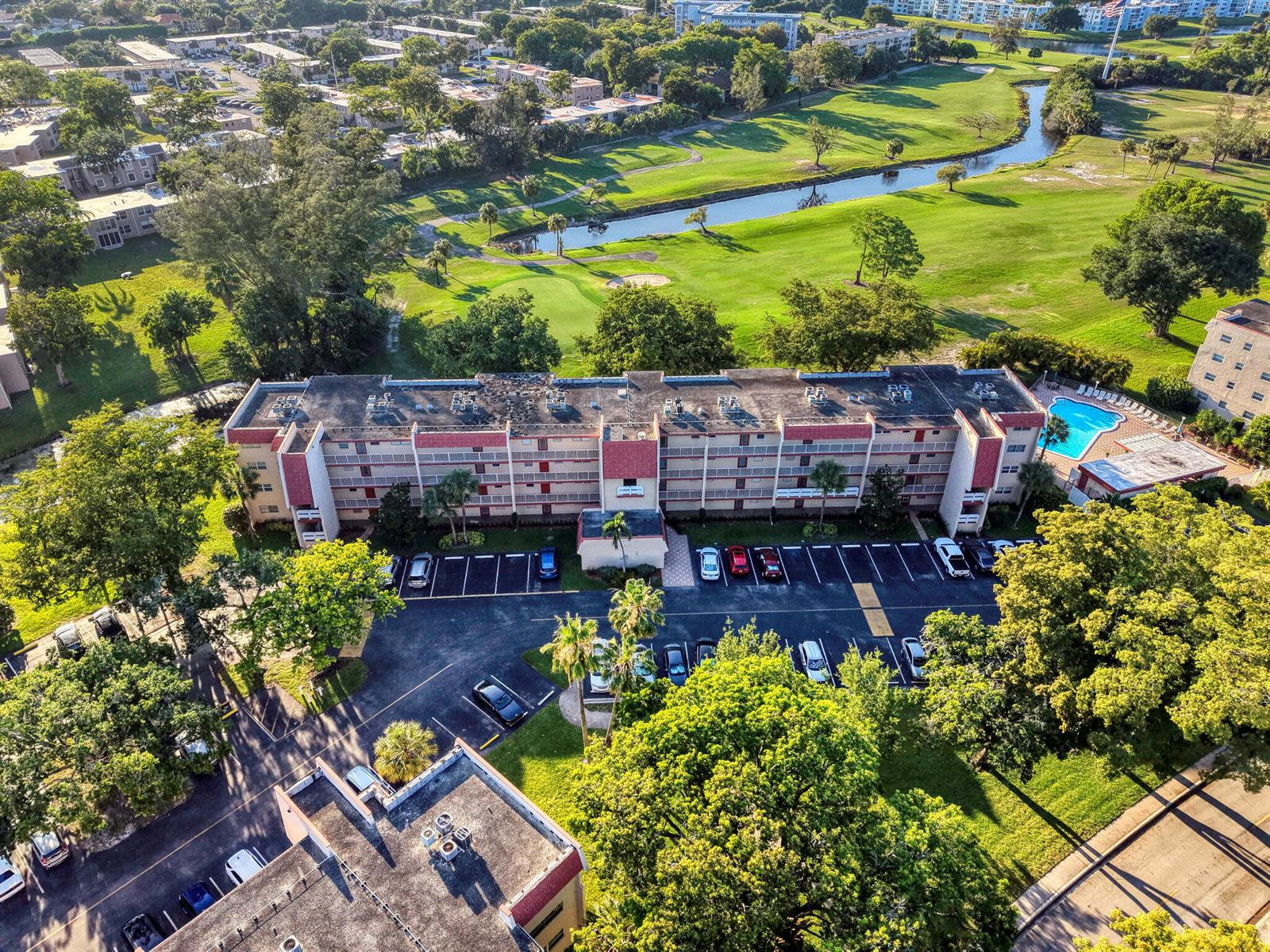 1035 Country Club Drive # 407, Margate FL 33063
