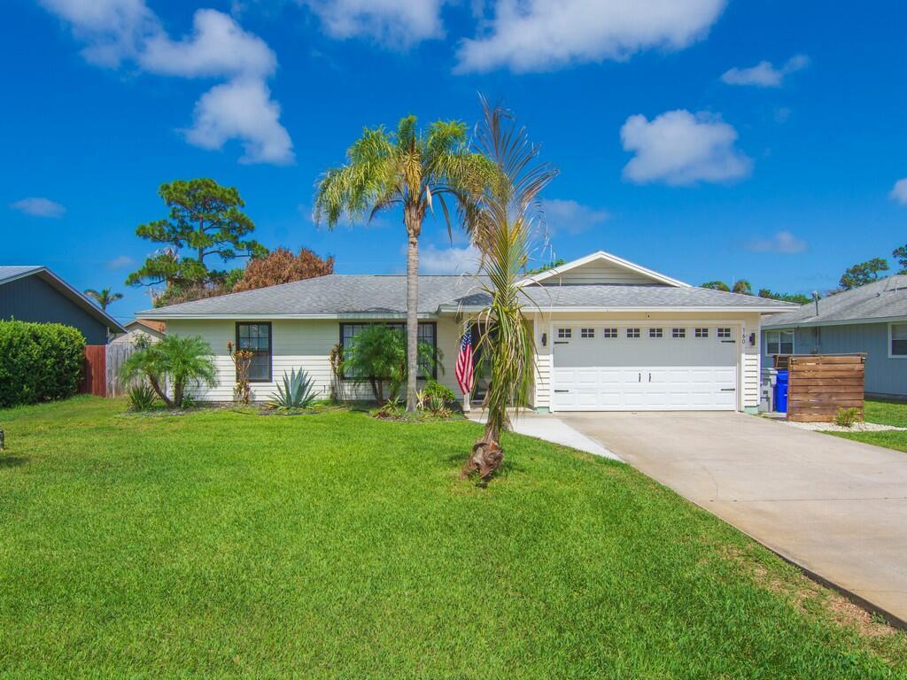 160 9th Court, Vero Beach FL 32962