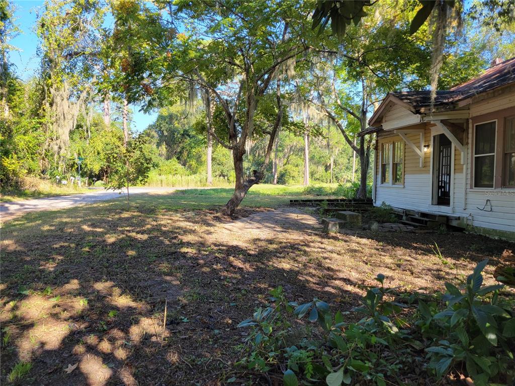 15031 SE 189TH PLACE, HAWTHORNE, FL — photo 2 of 30