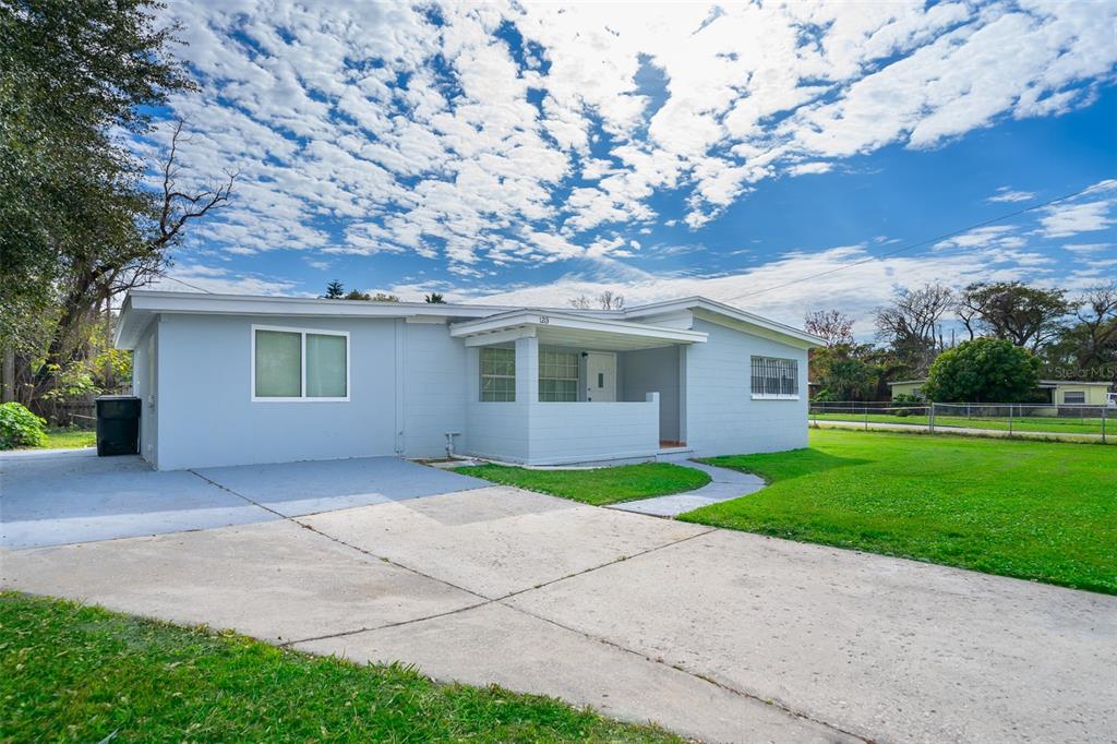 1213 LAWNE BOULEVARD
