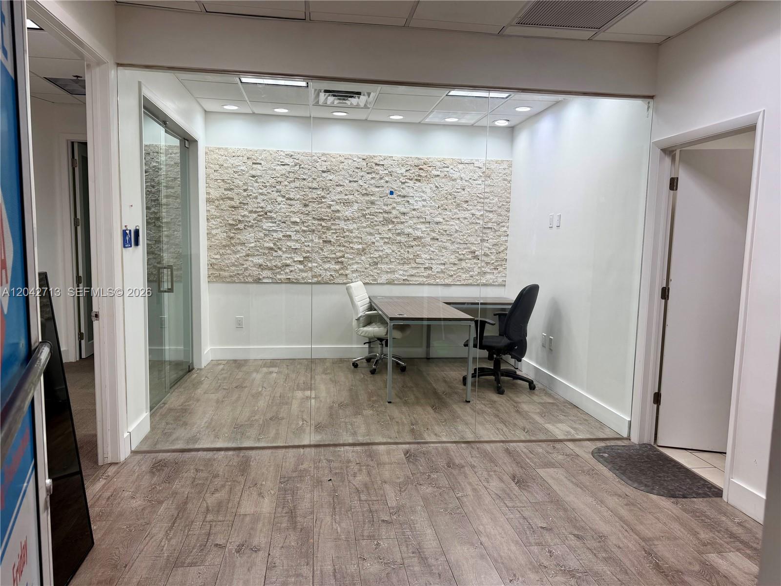 7500 NW 25th St # 205, Miami FL 33122