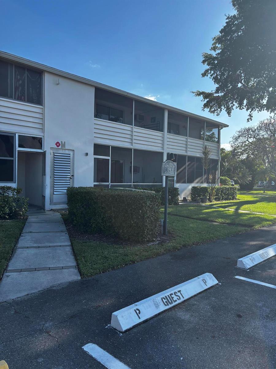 284 Windsor M, West Palm Beach FL 33417