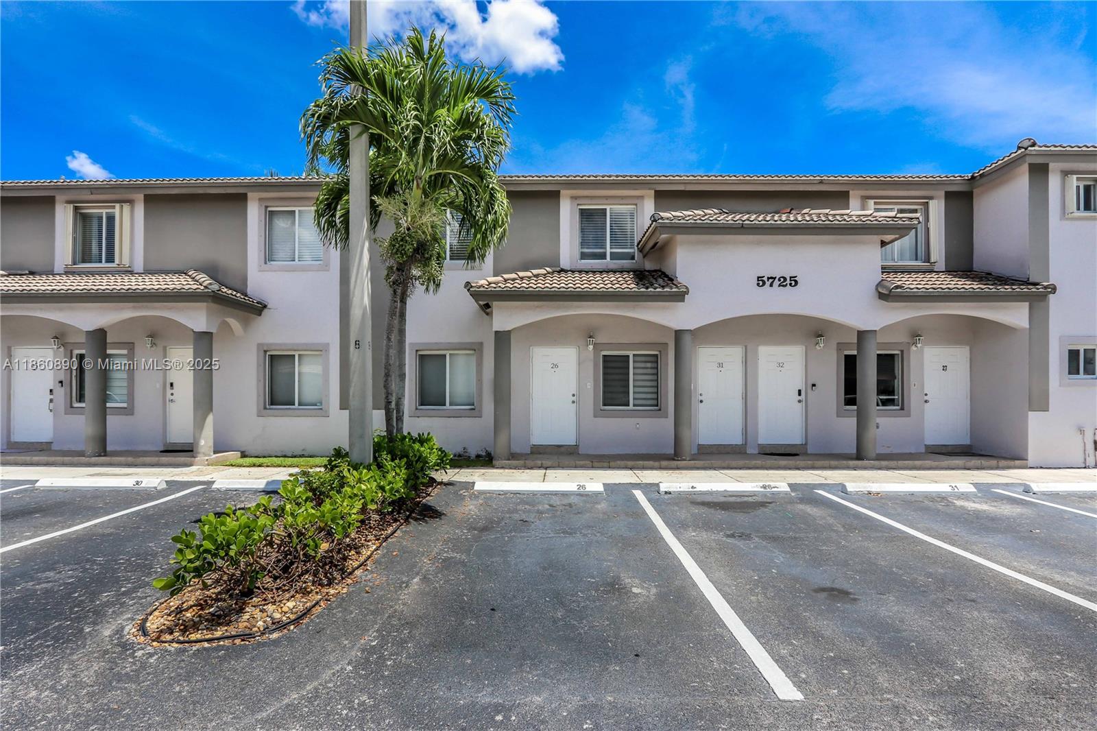 5725 NW 109th Ave # 26, Doral FL 33178