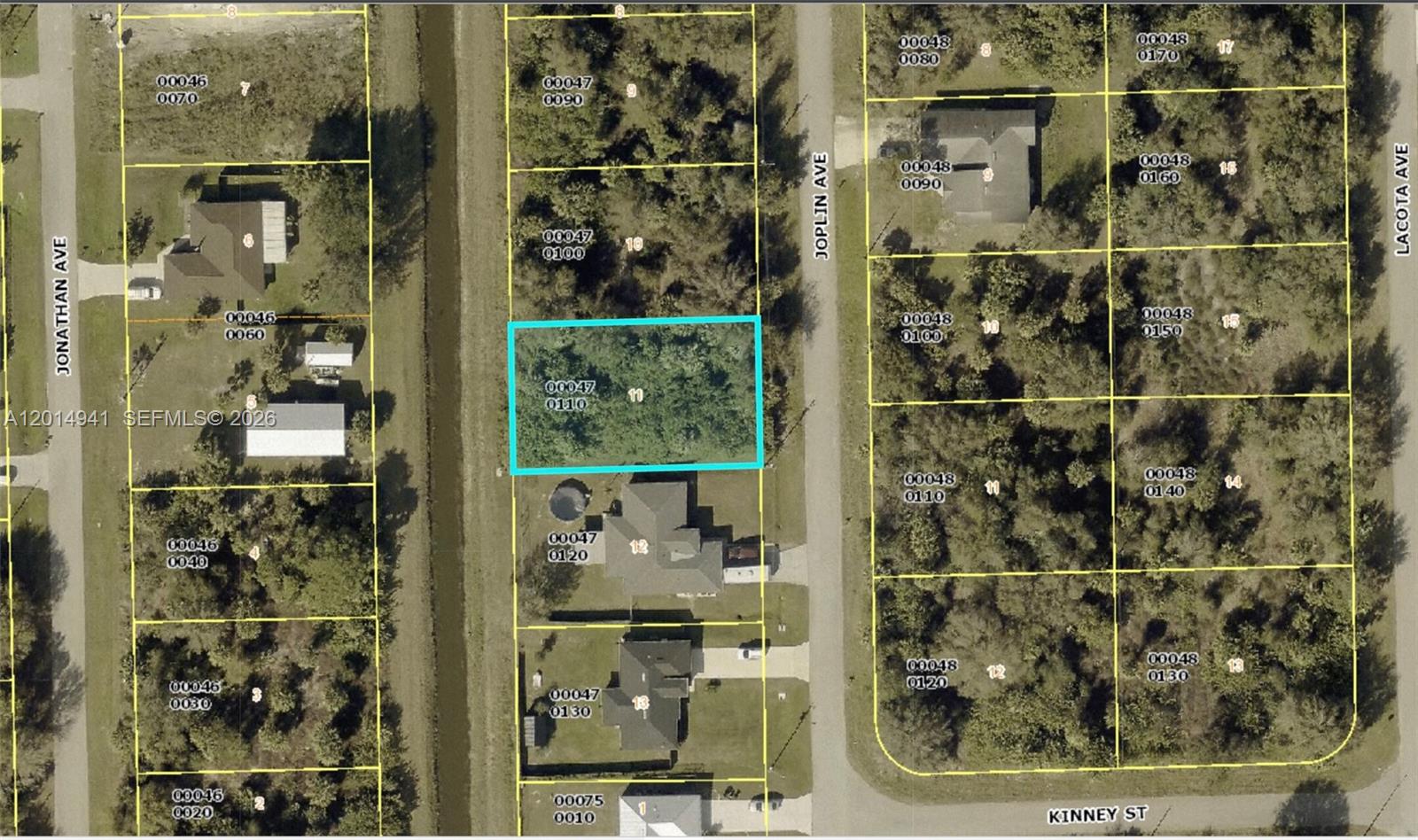 6037 Joplin Ave, Lehigh Acres FL 33095