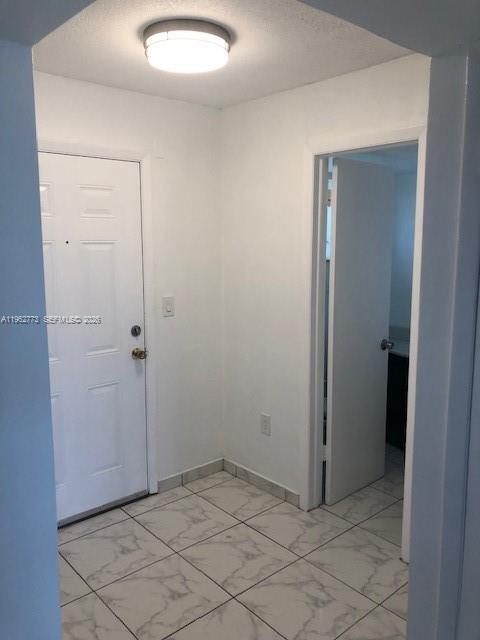 1201 NE 191st St # G411, Miami FL 33179