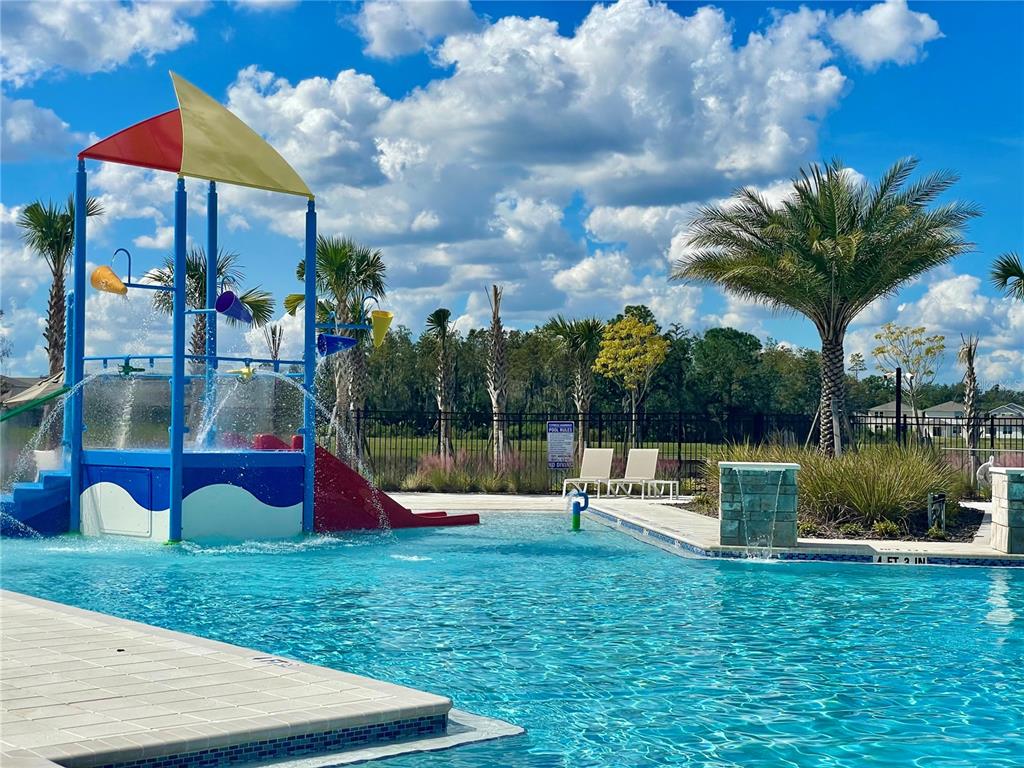 1260 REGAL KING DRIVE, KISSIMMEE, FL — photo 4 of 18