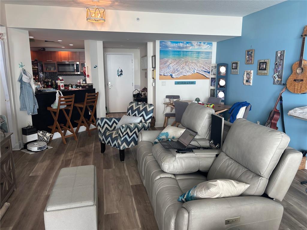 241 RIVERSIDE DRIVE UNIT 2308