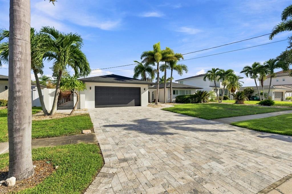320 PALM ISLAND NE