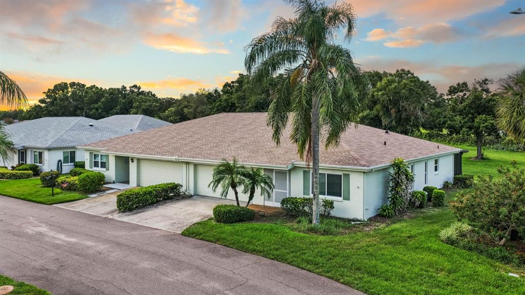 2209 HARTLEBURY WAY UNIT 402, SUN CITY CENTER, FL — photo 2 of 30