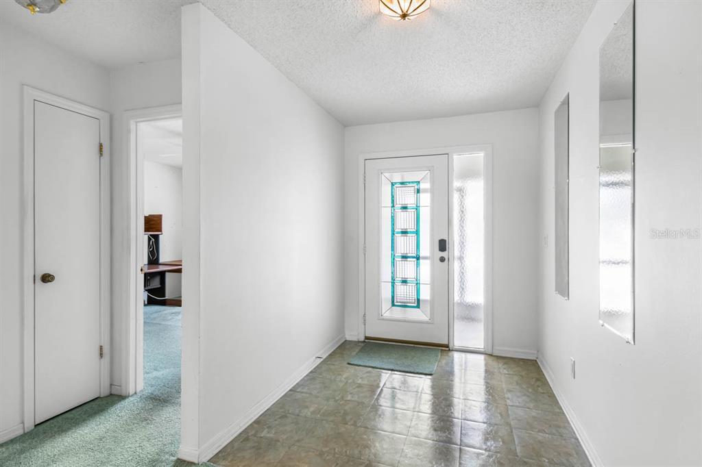2209 HARTLEBURY WAY UNIT 402, SUN CITY CENTER, FL — photo 3 of 30