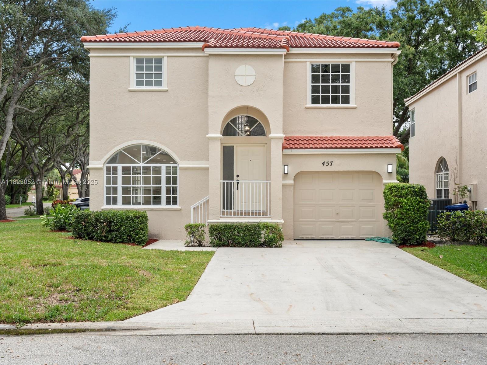 457 NW 87th Ln, Coral Springs FL 33071