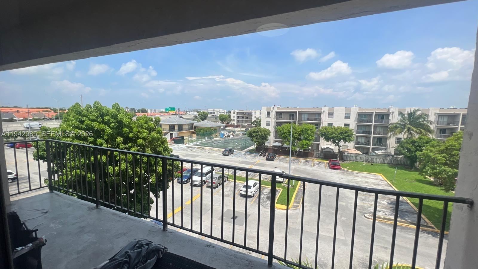 5625 W 20th Ave # 404, Hialeah FL 33012