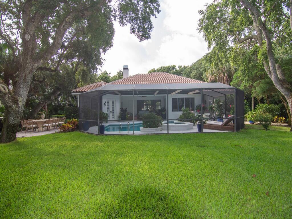 INDIAN RIVER SHORES, FL — photo 2 of 30