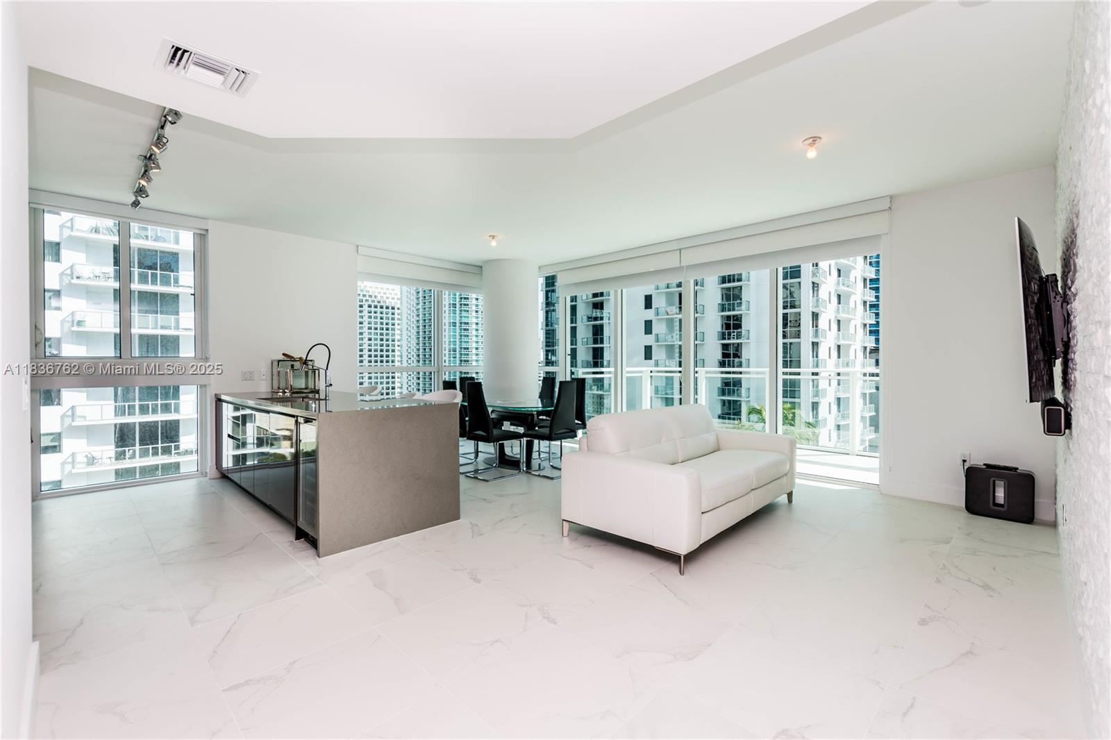 1080 Brickell Ave # 1708, Miami FL 33131
