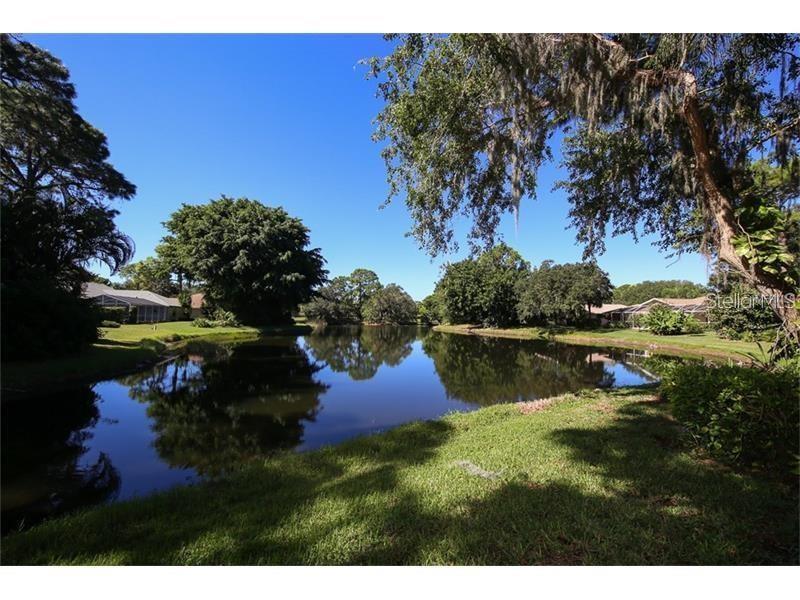 8338 SHADOW PINE WAY, SARASOTA, FL — photo 3 of 20