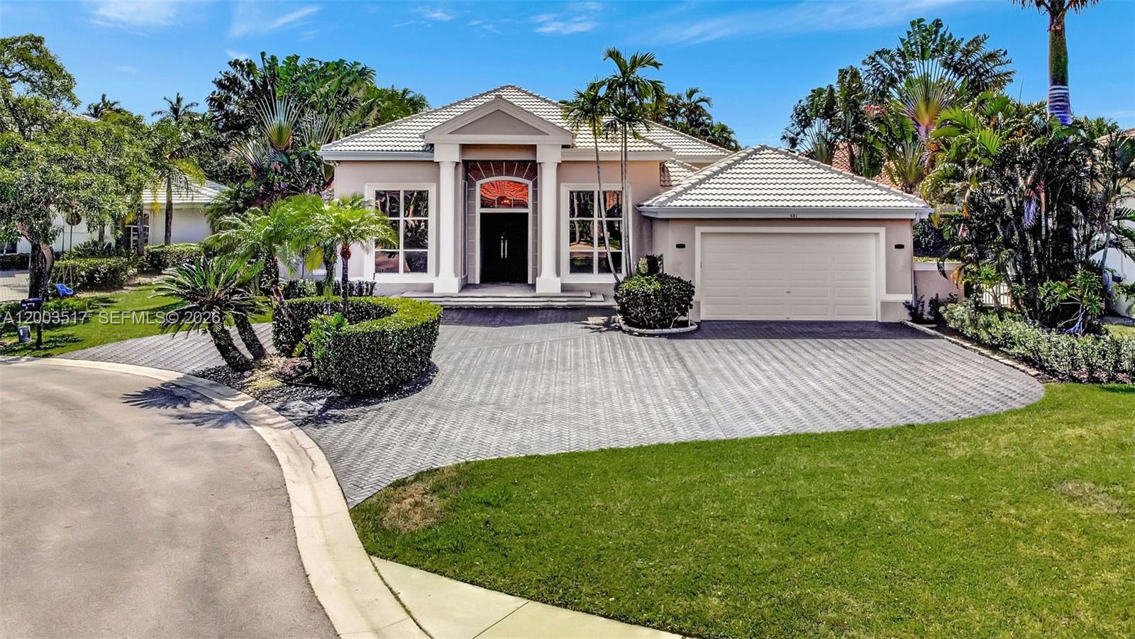 681 NW 100th Ter, Plantation FL 33324