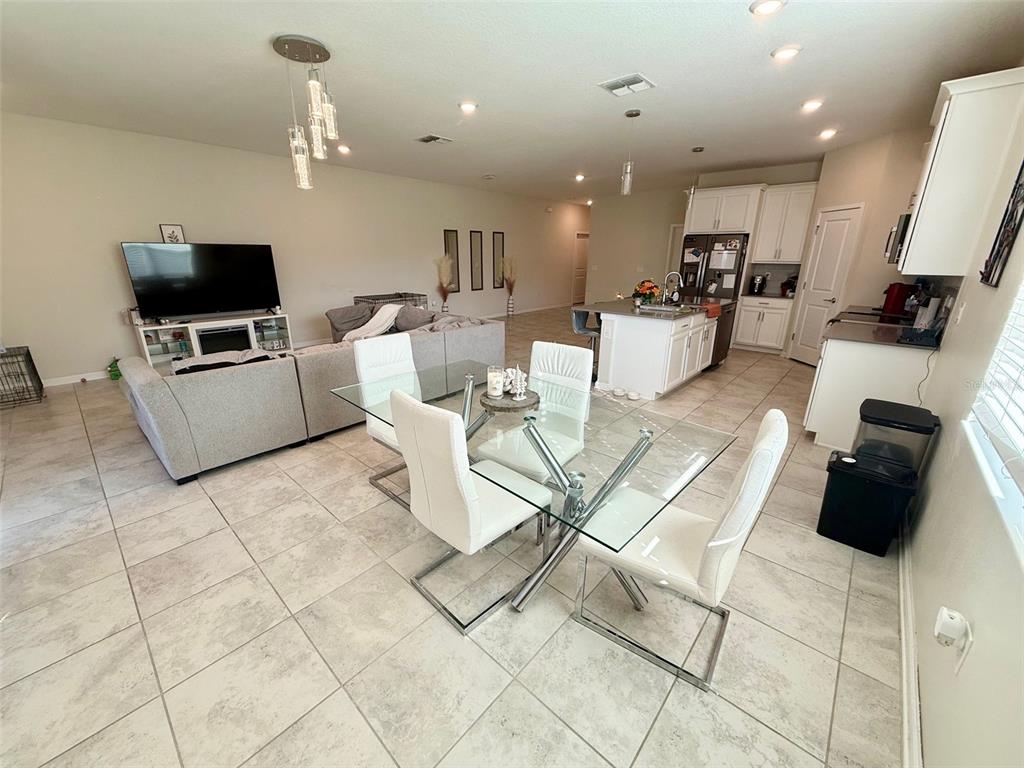 1742 CHATSWORTH CIRCLE, ST CLOUD, FL — photo 4 of 18