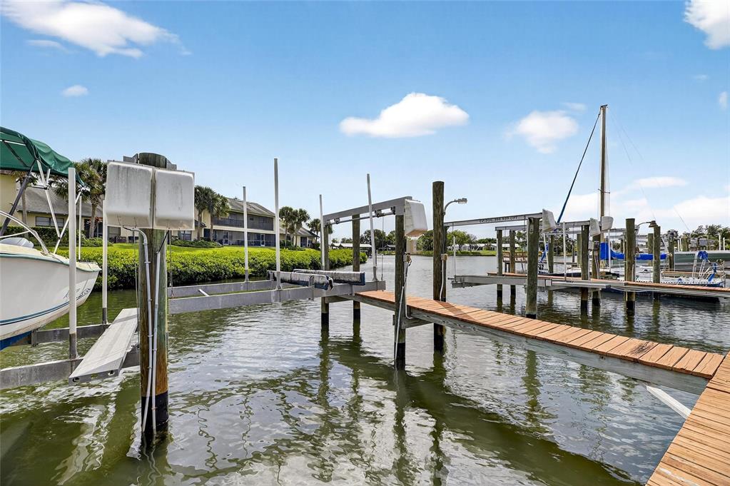 620 YARDARM DRIVE UNIT 10, APOLLO BEACH, FL — photo 4 of 30