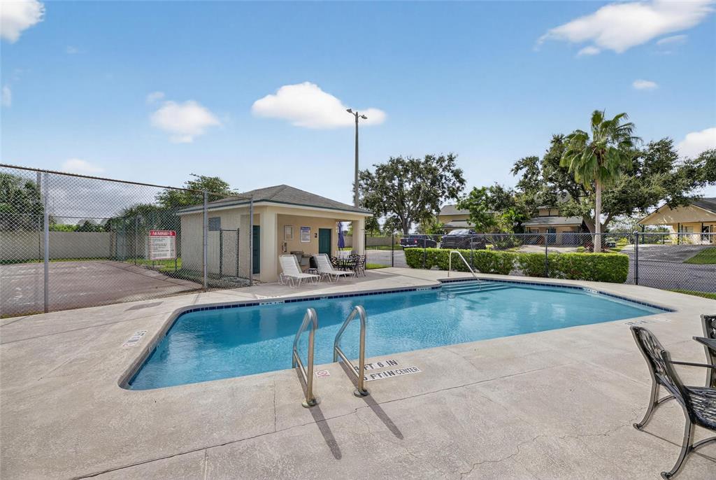 620 YARDARM DRIVE UNIT 10, APOLLO BEACH, FL — photo 5 of 30